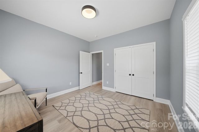 418 Huntington Woods Street SE, Lenoir, NC 28645