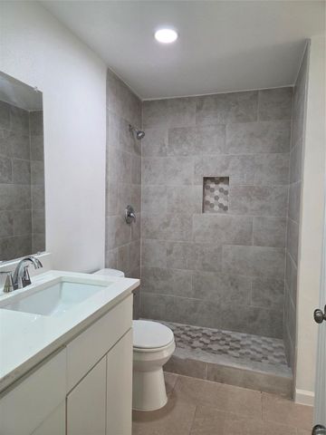 10075 Westpark Drive 78, Houston, TX 77042