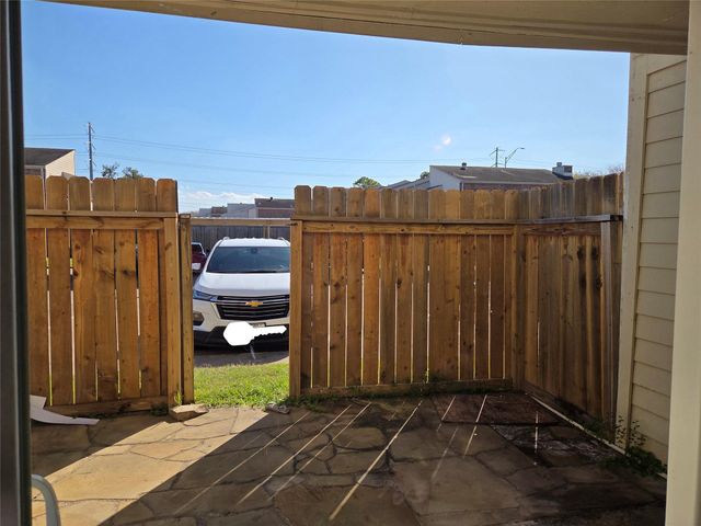 10075 Westpark Drive 78, Houston, TX 77042