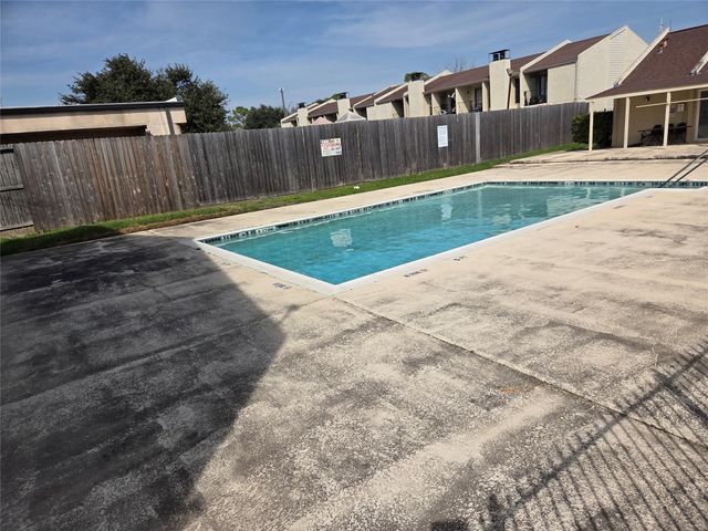 10075 Westpark Drive 78, Houston, TX 77042