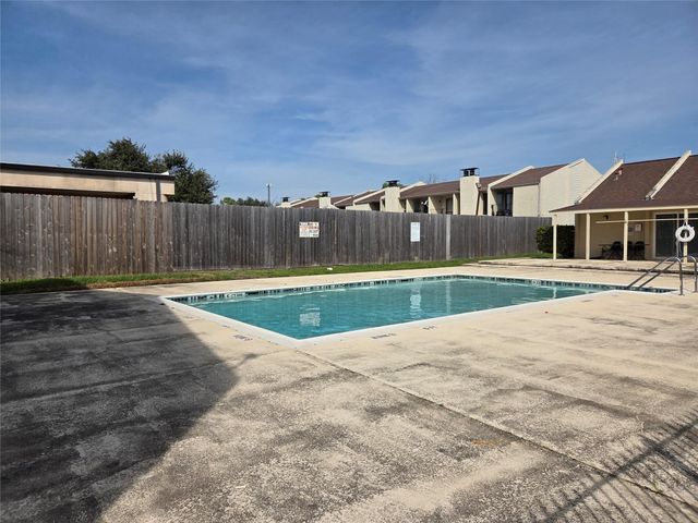 10075 Westpark Drive 78, Houston, TX 77042