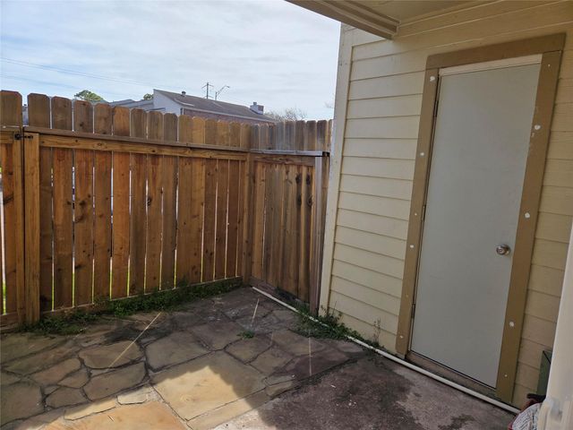 10075 Westpark Drive 78, Houston, TX 77042