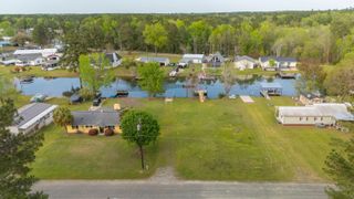 1187 Blackberry Bush Road, Summerton, SC 29148