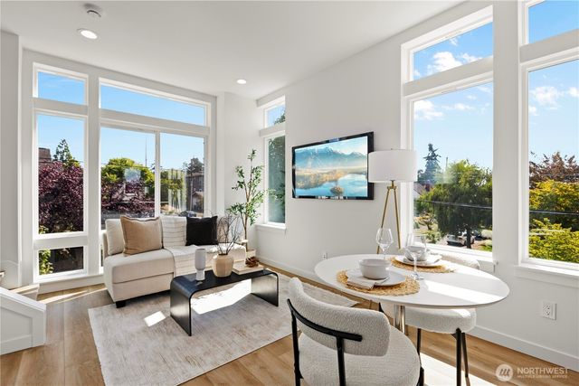 1206 A NW 83rd Street, Seattle, WA 98117