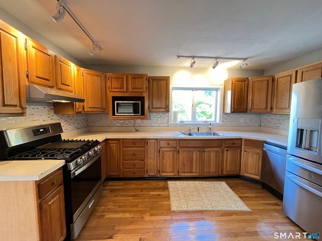 553 Townsend Avenue 3, New Haven, CT 06512