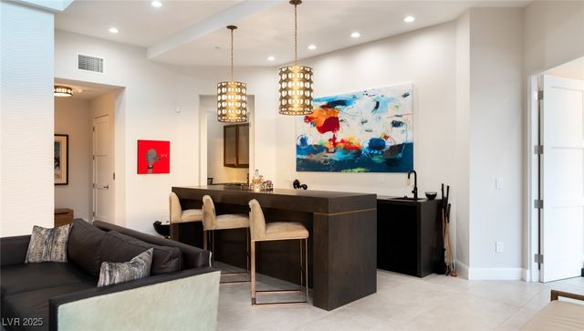 569 LAIRMONT Place, Henderson, NV 89012