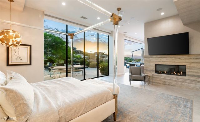 569 LAIRMONT Place, Henderson, NV 89012