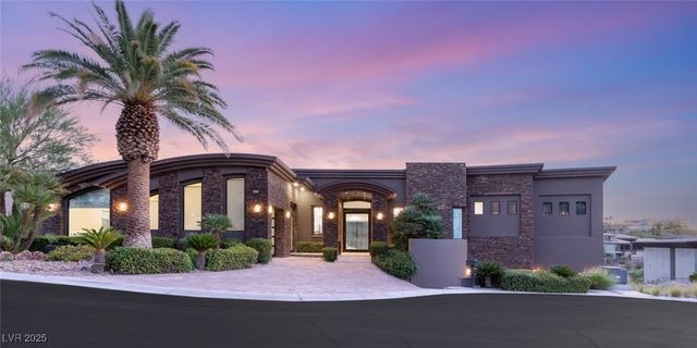 569 LAIRMONT Place, Henderson, NV 89012