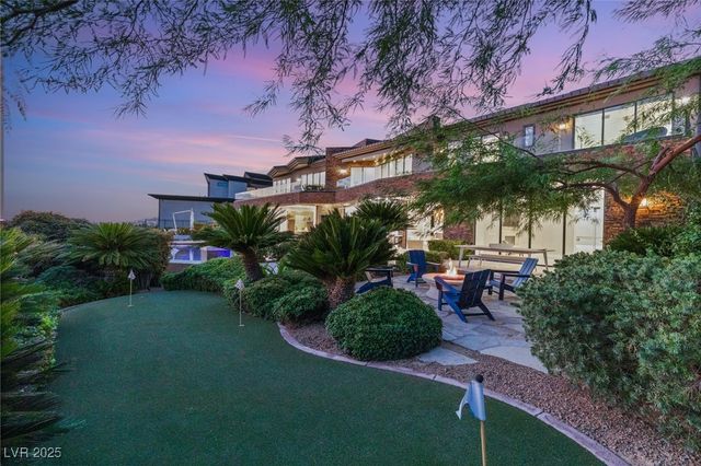 569 LAIRMONT Place, Henderson, NV 89012