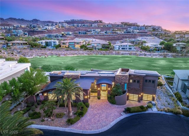 569 LAIRMONT Place, Henderson, NV 89012