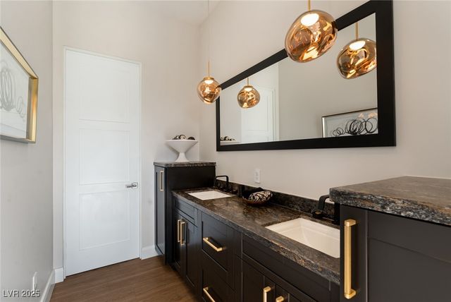 569 LAIRMONT Place, Henderson, NV 89012