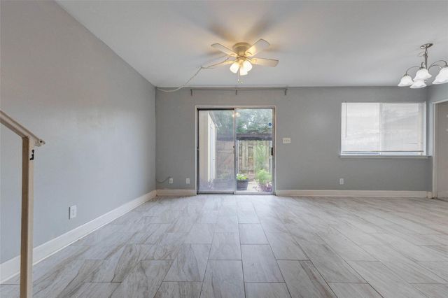 2267 Triway Lane 231, Houston, TX 77043