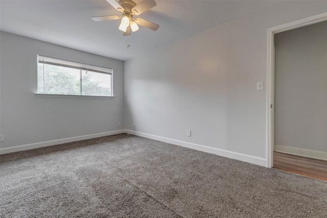 2267 Triway Lane 231, Houston, TX 77043