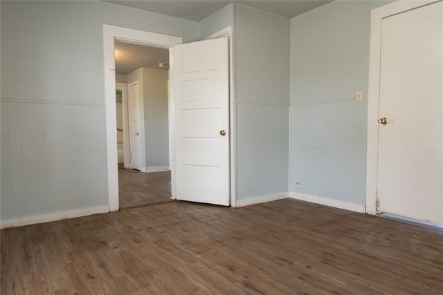 707 Ritchey Street, Gainesville, TX 76240