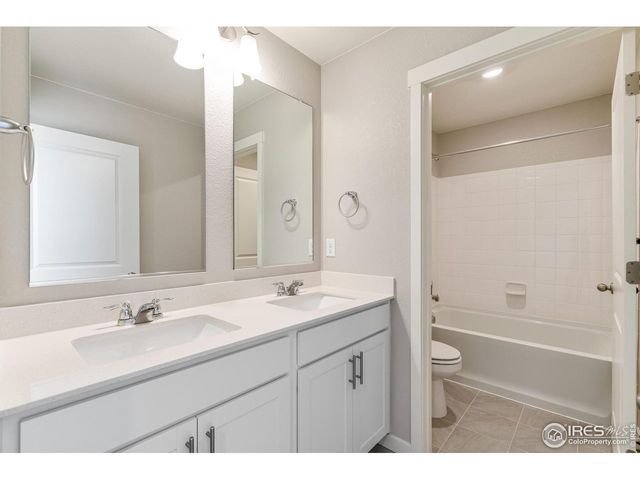 1894 Chaffee Crest Dr, Berthoud, CO 80513