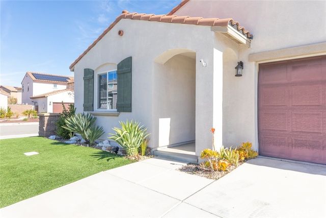 29102 Larch, Lake Elsinore, CA 92530