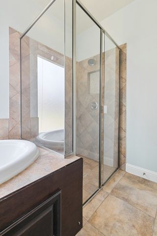 909 Auburn Court, Savannah, TX 76227