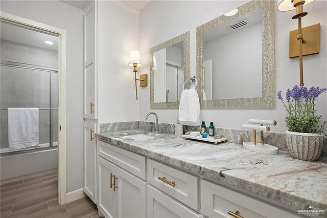 312 Xanthisma Avenue, Mcallen, TX 78504