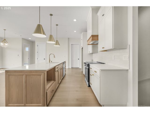 4160 Z St, Washougal, WA 98671