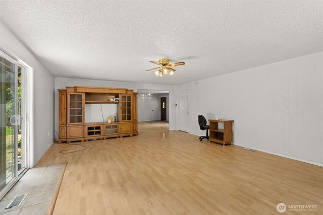 7126 80th Street NW, Gig Harbor, WA 98335