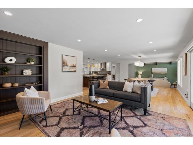 7755 S Forest St, Centennial, CO 80122