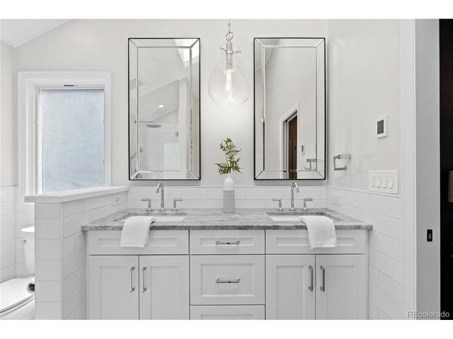 7755 S Forest St, Centennial, CO 80122