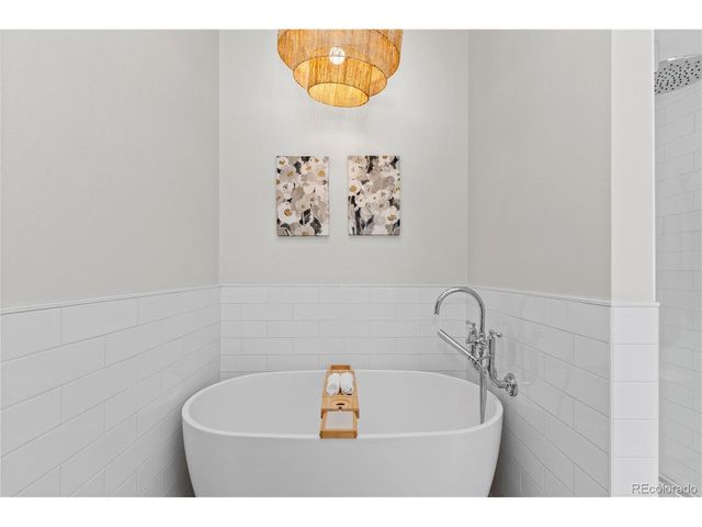 7755 S Forest St, Centennial, CO 80122