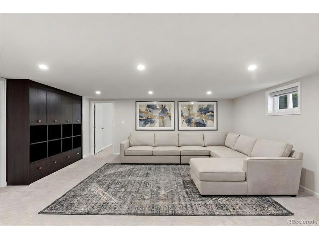 7755 S Forest St, Centennial, CO 80122