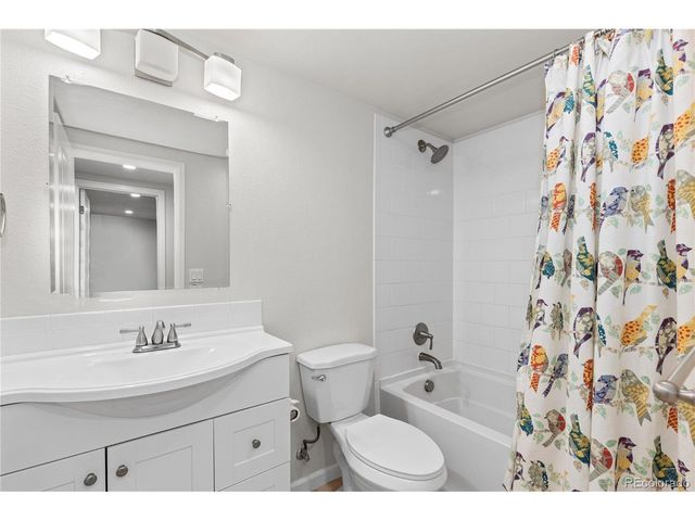 7755 S Forest St, Centennial, CO 80122