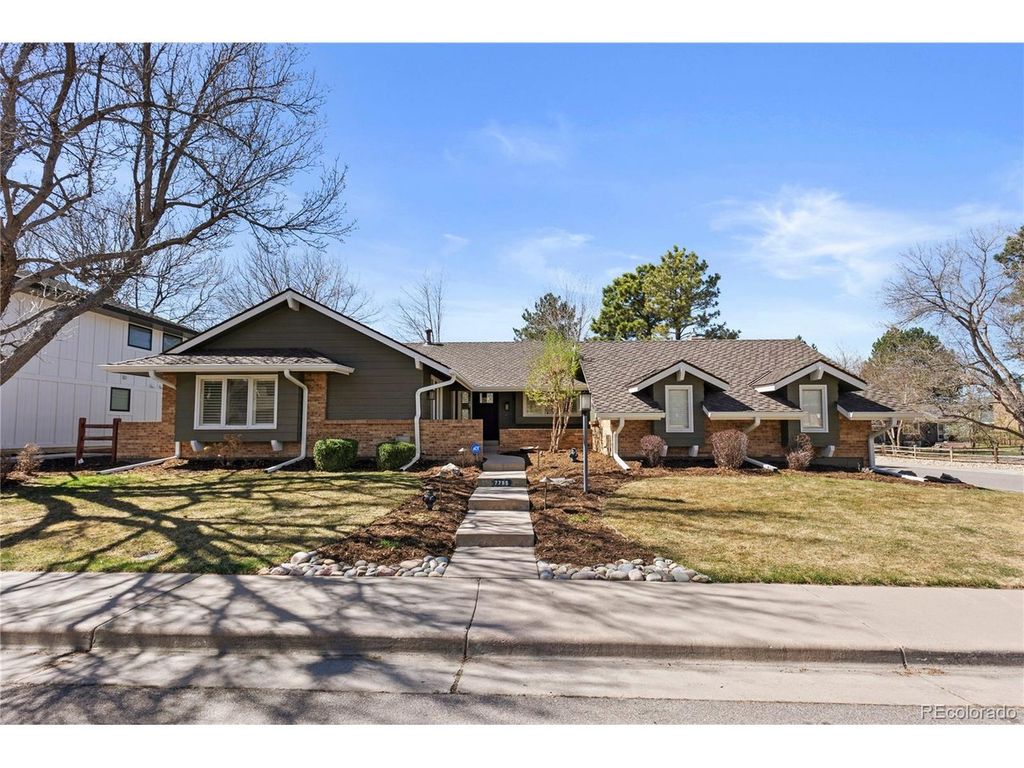 7755 S Forest St, Centennial, CO 80122