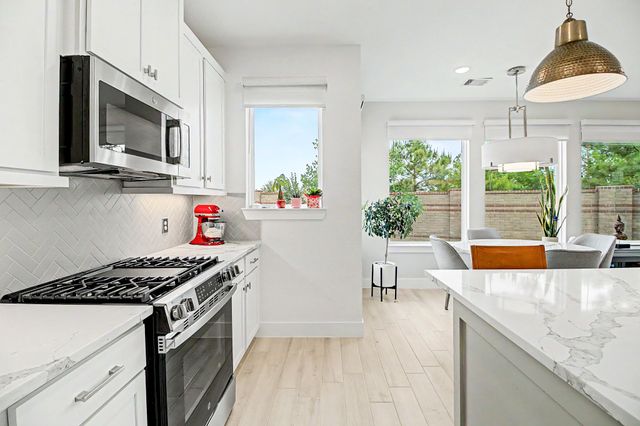 15110 Post Oak Falls Dr Drive, Cypress, TX 77433