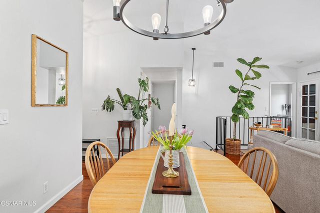 881 Warwick Avenue, Thousand Oaks, CA 91360