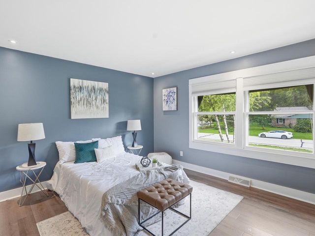 178 W Pembroke WAY, Wales, WI 53183