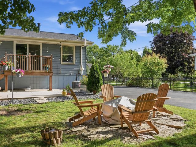 178 W Pembroke WAY, Wales, WI 53183