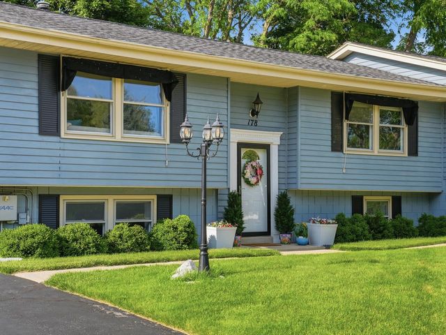 178 W Pembroke WAY, Wales, WI 53183