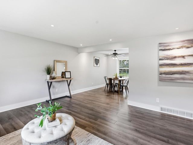178 W Pembroke WAY, Wales, WI 53183