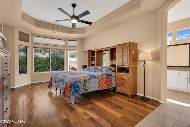 13892 N Embassy Drive, Oro Valley, AZ 85755