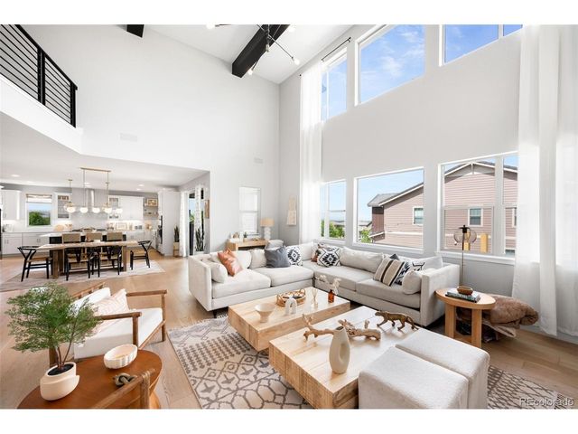 15392 Irving Ct, Broomfield, CO 80023