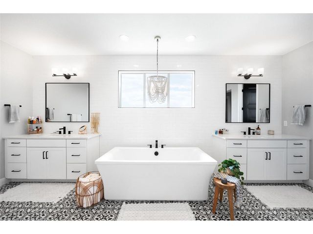 15392 Irving Ct, Broomfield, CO 80023