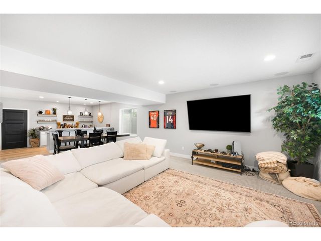 15392 Irving Ct, Broomfield, CO 80023