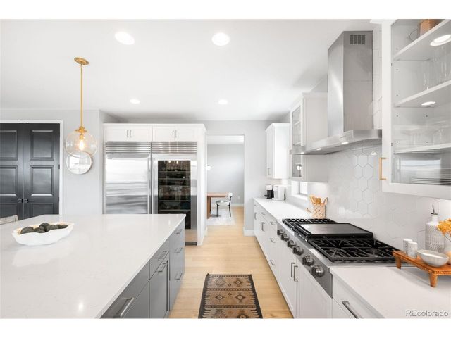 15392 Irving Ct, Broomfield, CO 80023