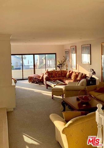 201 Redlands Street, Playa Del Rey, CA 90293