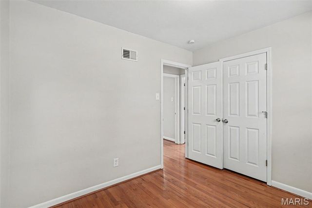285 W Saint Anthony Lane, Florissant, MO 63031
