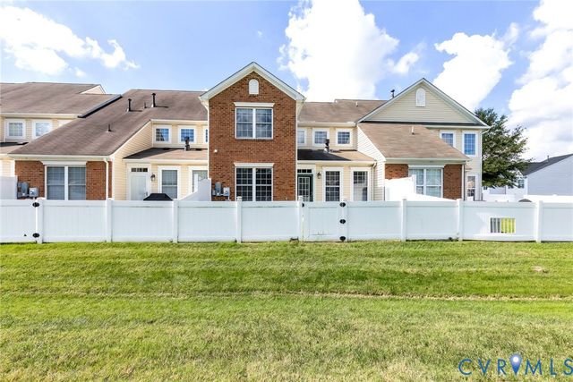 7728 Marshall Arch Dr, Mechanicsville, VA 23111