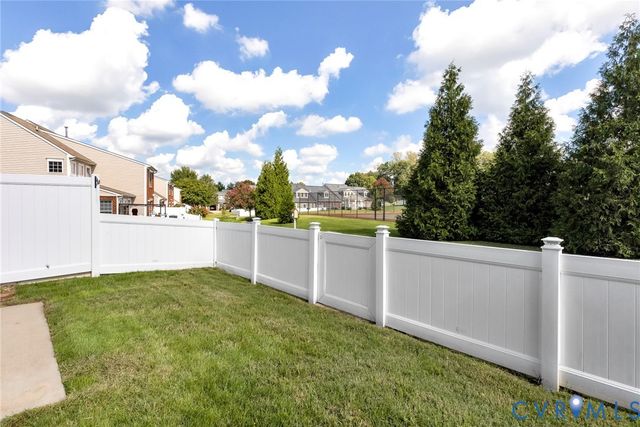 7728 Marshall Arch Dr, Mechanicsville, VA 23111