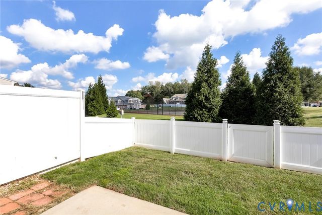 7728 Marshall Arch Dr, Mechanicsville, VA 23111