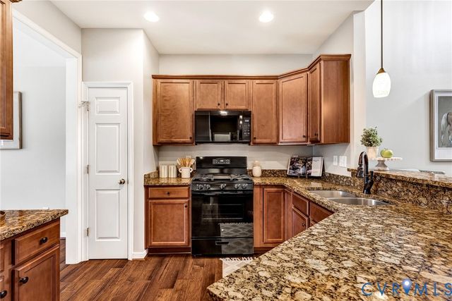 7728 Marshall Arch Dr, Mechanicsville, VA 23111