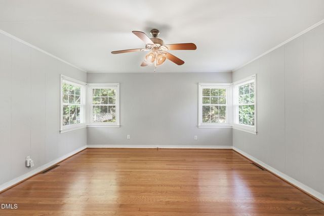 1504 Overbrook Road, Burlington, NC 27215
