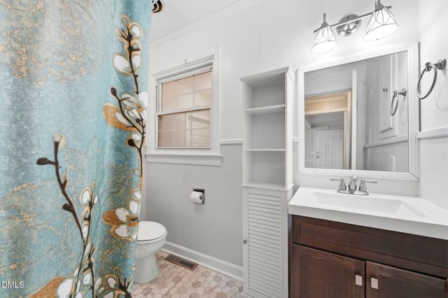 1504 Overbrook Road, Burlington, NC 27215