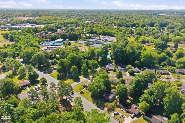 1504 Overbrook Road, Burlington, NC 27215